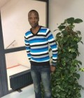 Встретьте Мужчинa : Djasy, 39 лет до Швейцария  Ndjaména